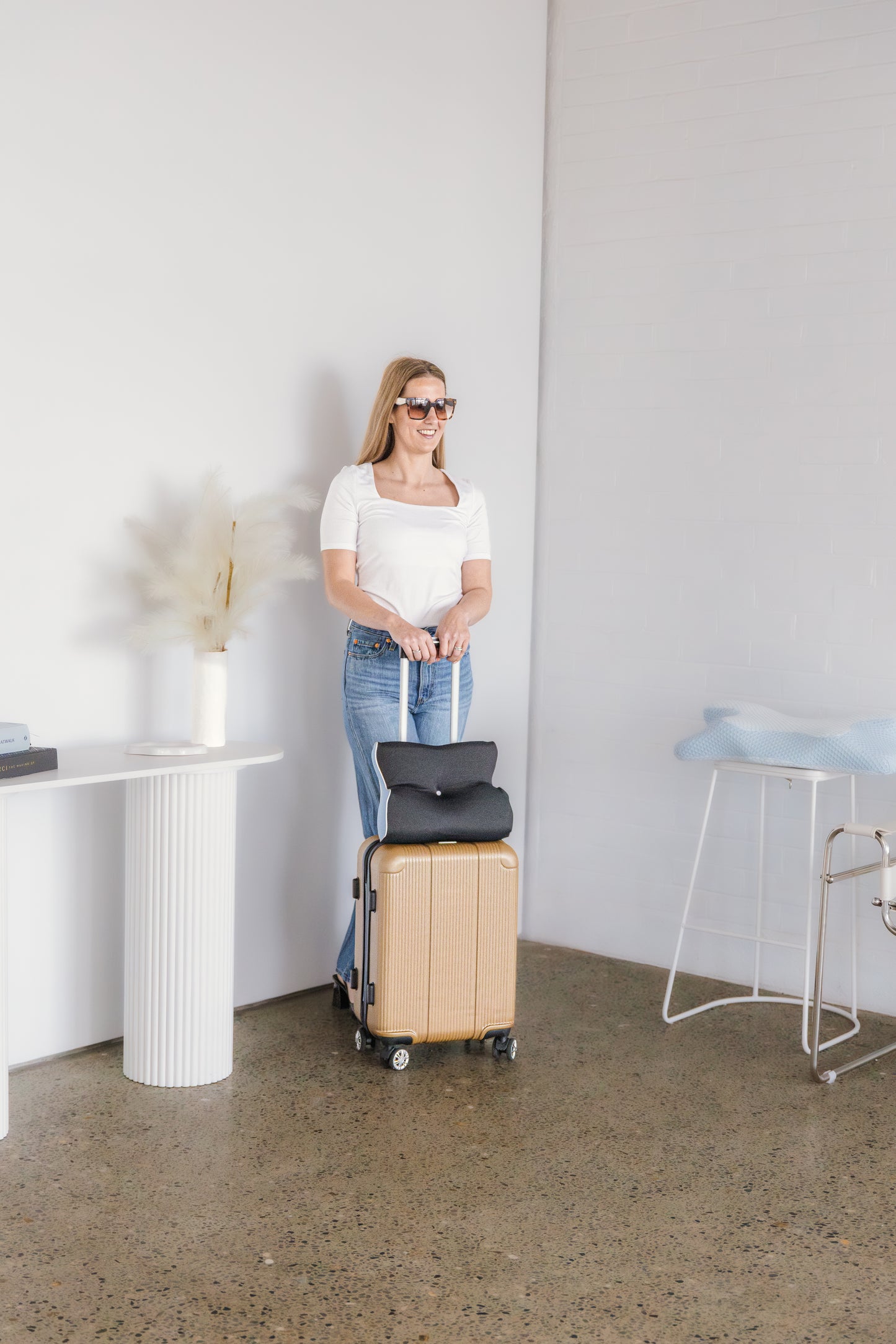 Orthopaedic travel pillow